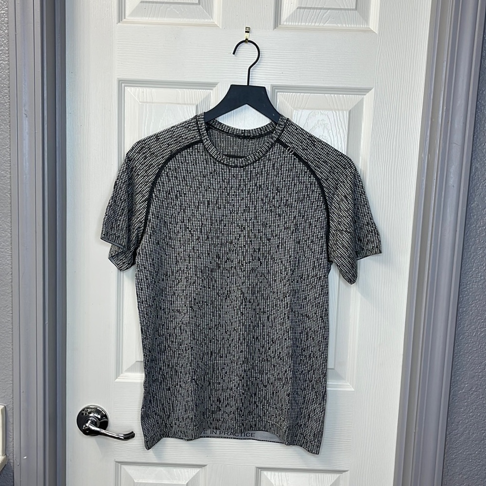 lululemon 🍋 Metal Vent Tech SS